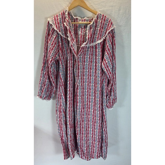 LANZ OF SALZBURG  RED TYROLEAN HEART  Long FLANNEL Nightgown  1X Christmas - Picture 1 of 11